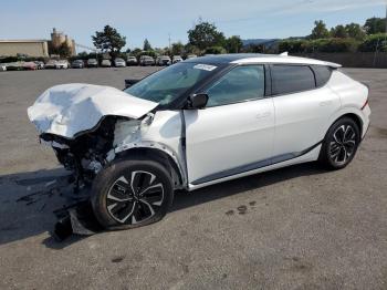  Salvage Kia EV6