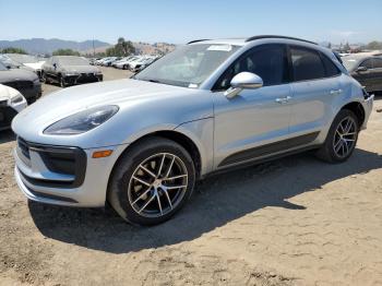  Salvage Porsche Macan Base