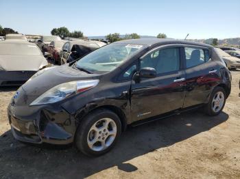  Salvage Nissan LEAF