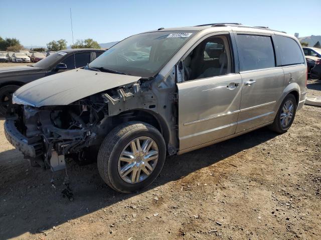  Salvage Chrysler Minivan