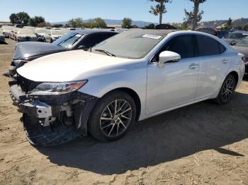  Salvage Lexus Es