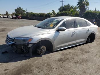  Salvage Volkswagen Passat