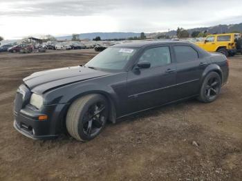  Salvage Chrysler 300