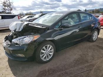  Salvage Kia Forte