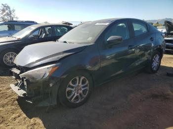  Salvage Toyota Yaris