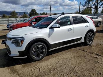  Salvage Kia Niro