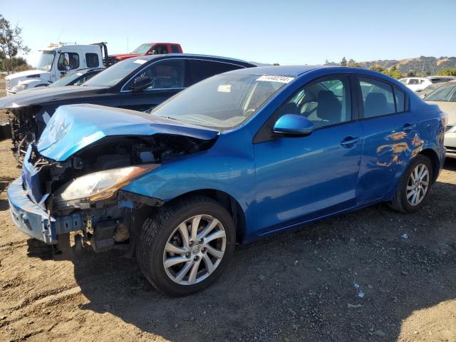  Salvage Mazda 3