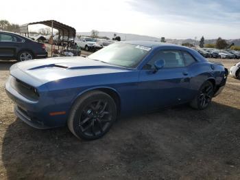  Salvage Dodge Challenger