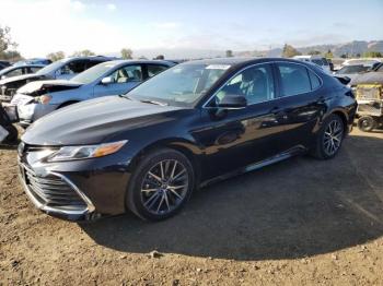  Salvage Toyota Camry