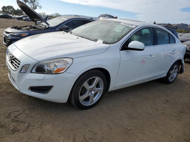  Salvage Volvo S60