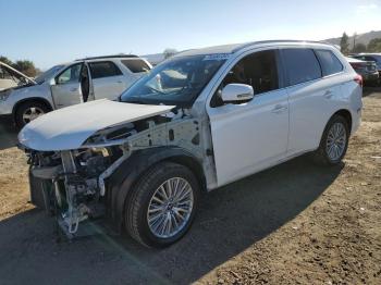  Salvage Mitsubishi Outlander