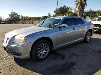  Salvage Chrysler 300