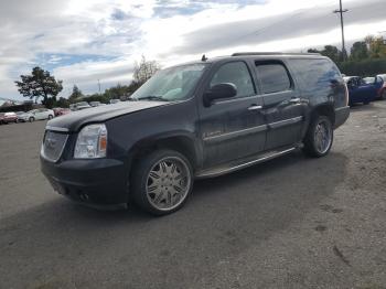  Salvage GMC Yukon