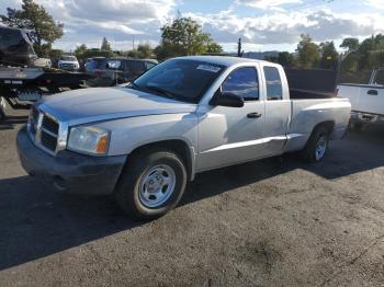  Salvage Dodge Dakota