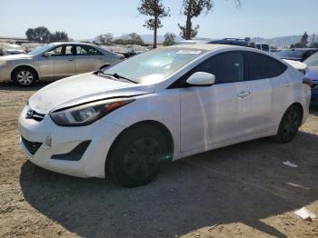  Salvage Hyundai ELANTRA