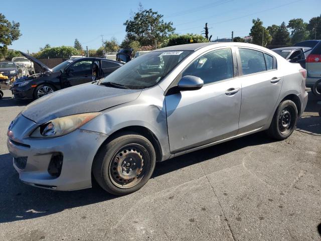  Salvage Mazda 3