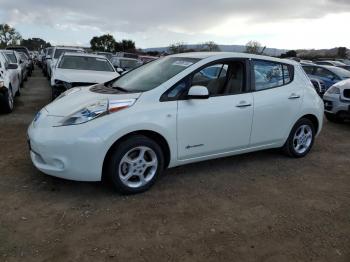  Salvage Nissan LEAF