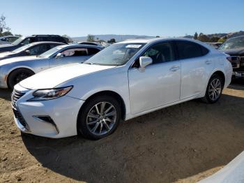  Salvage Lexus Es