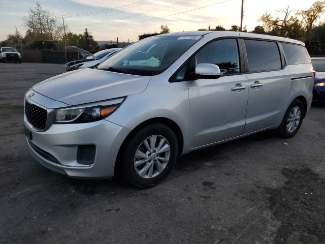  Salvage Kia Sedona