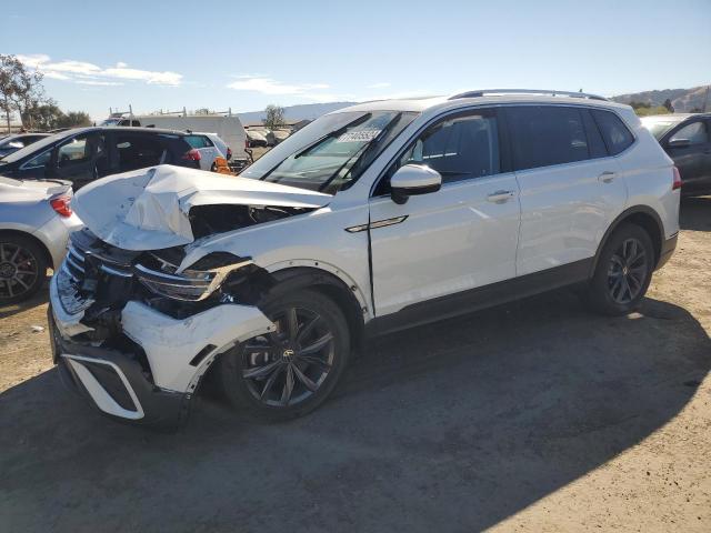  Salvage Volkswagen Tiguan