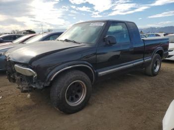  Salvage Chevrolet S-10