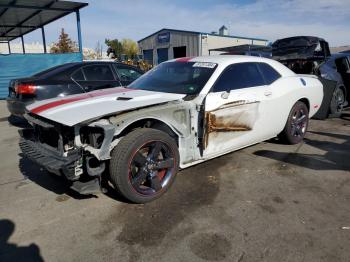  Salvage Dodge Challenger