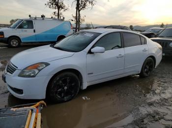  Salvage Nissan Altima