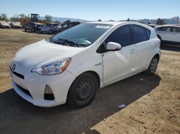  Salvage Toyota Prius