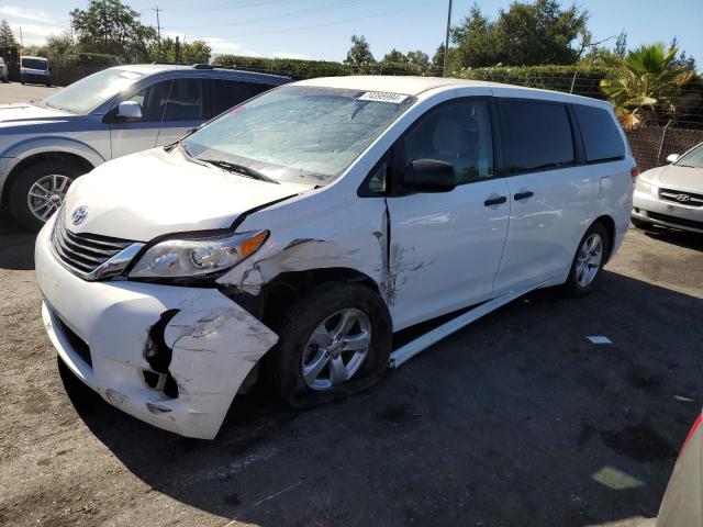  Salvage Toyota Sienna