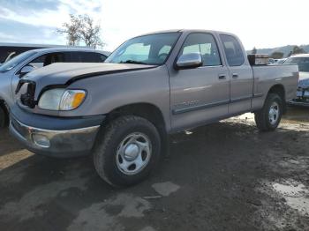  Salvage Toyota Tundra