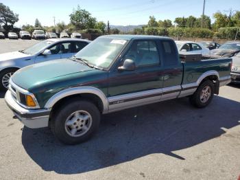  Salvage Chevrolet S-10