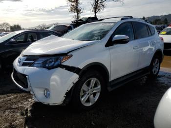  Salvage Toyota RAV4