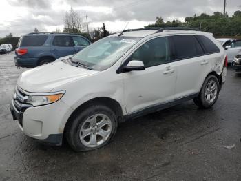  Salvage Ford Edge