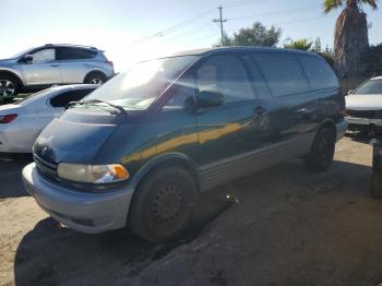  Salvage Toyota Previa