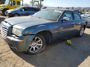  Salvage Chrysler 300