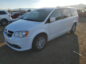  Salvage Dodge Caravan