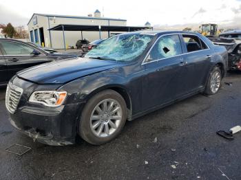  Salvage Chrysler 300