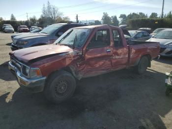  Salvage Toyota Pickup