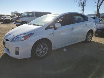  Salvage Toyota Prius