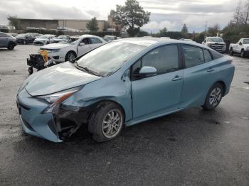  Salvage Toyota Prius