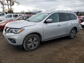  Salvage Nissan Pathfinder