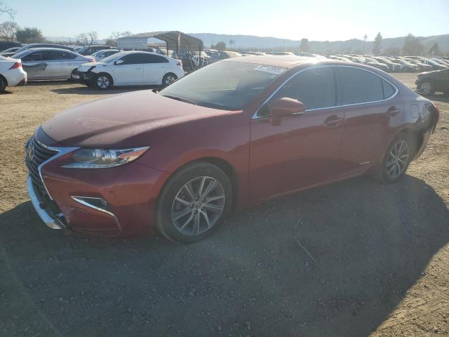  Salvage Lexus Es