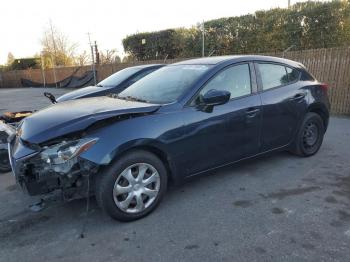  Salvage Mazda 3