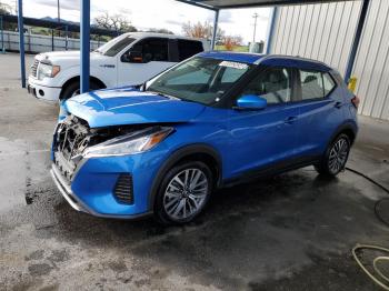  Salvage Nissan Kicks