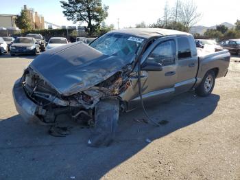  Salvage Dodge Dakota