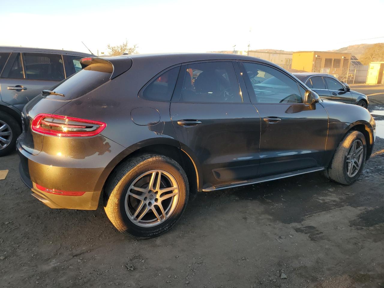Porsche Macan Image 13