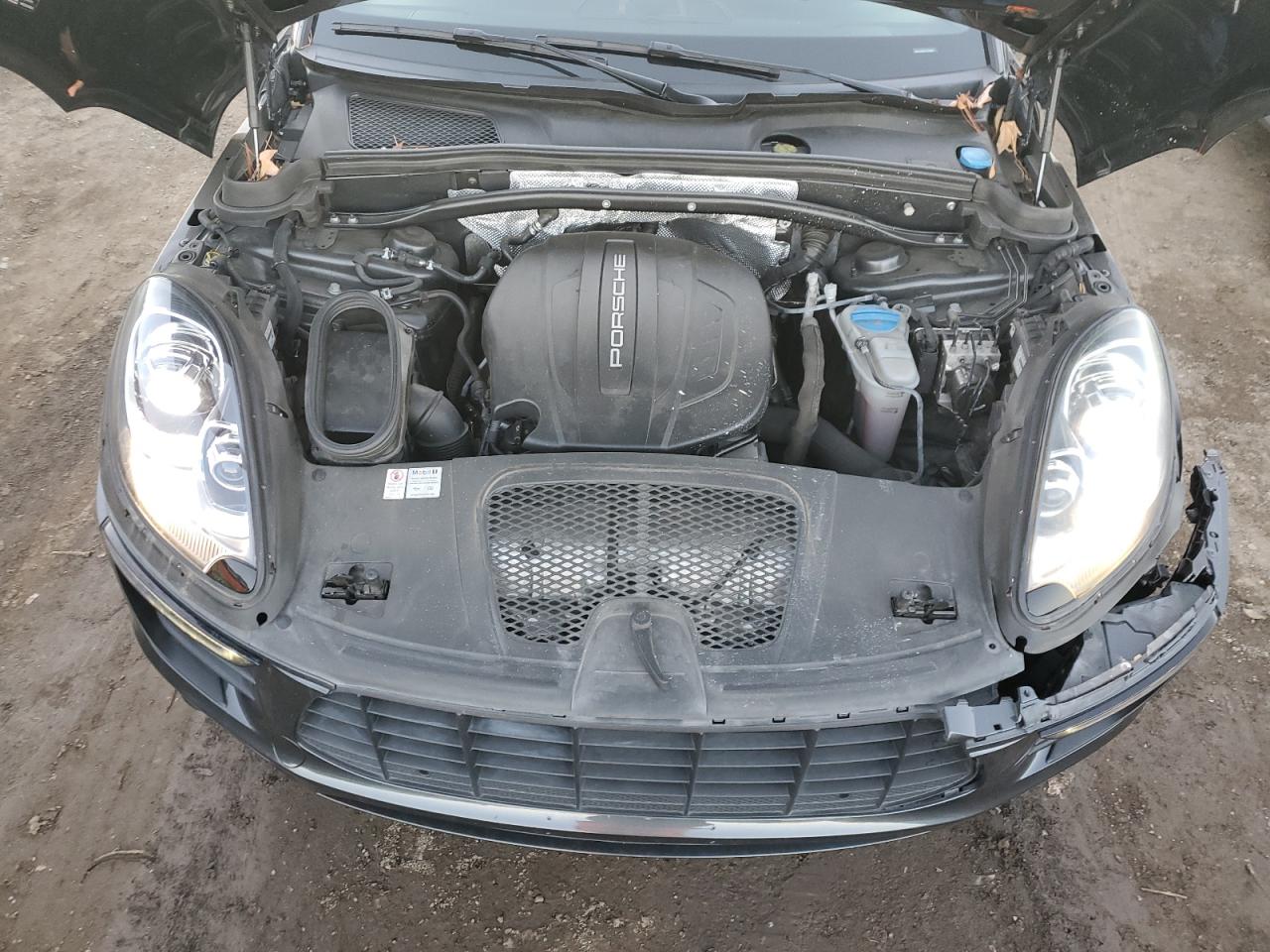 Porsche Macan Image 12