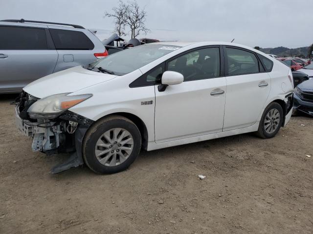  Salvage Toyota Prius