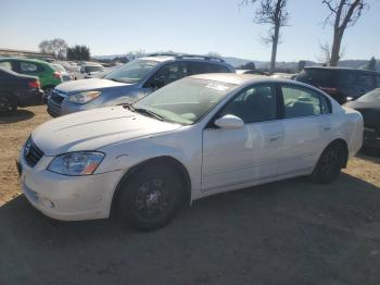  Salvage Nissan Altima