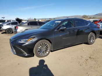  Salvage Lexus Es